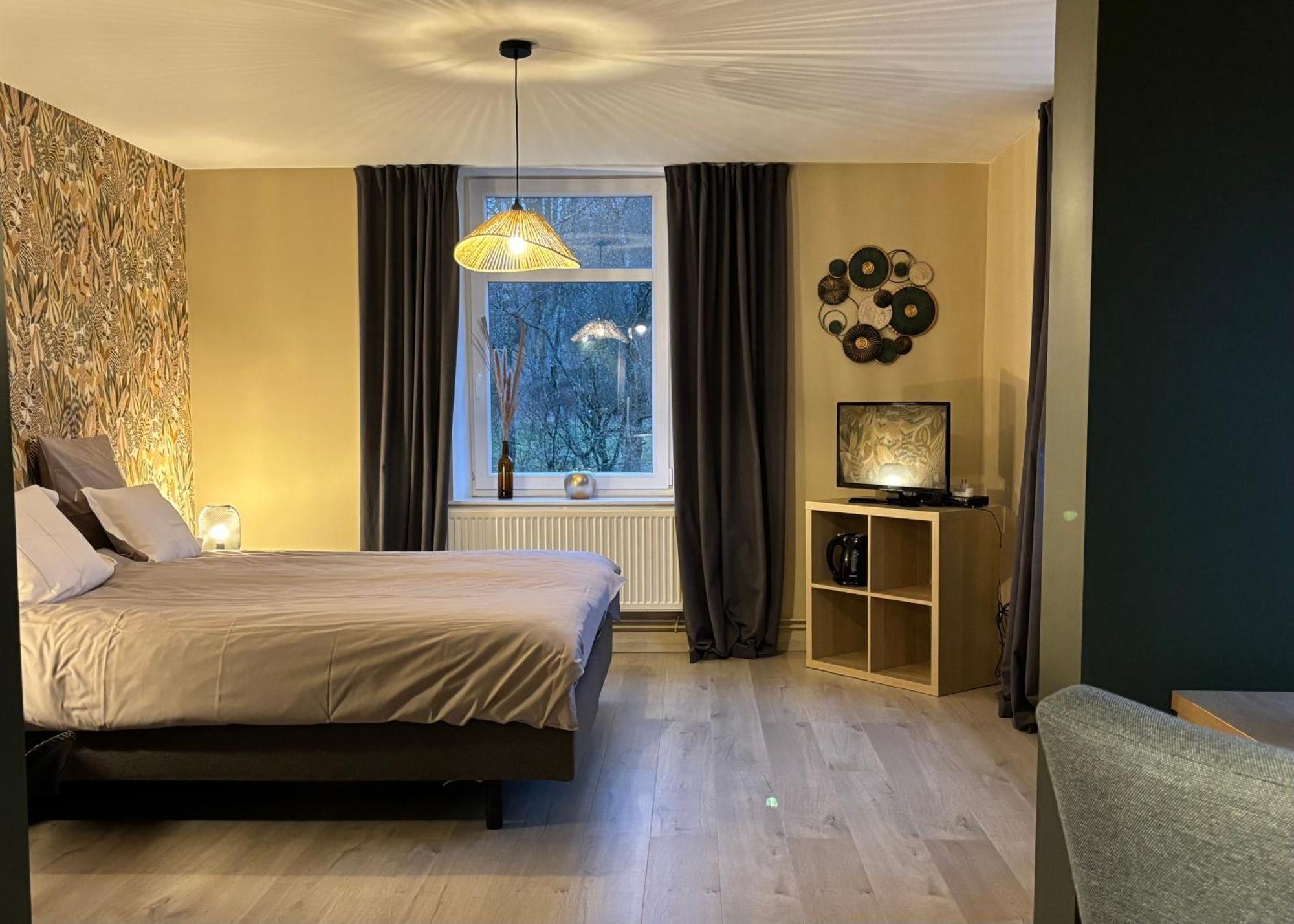 Les Lucioles Bed & Breakfast Francorchamps Exterior photo